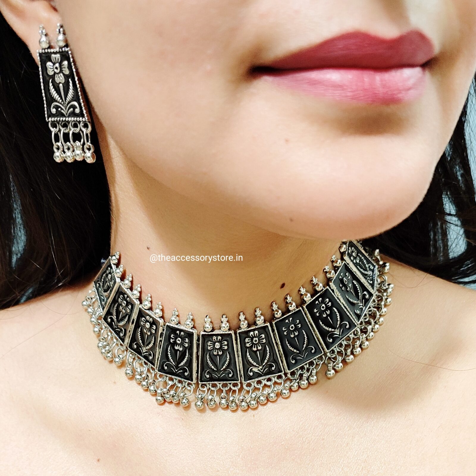 Black metal oxidized choker necklace with earrings